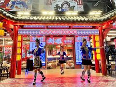 -刘姐啤酒鱼民族演艺餐厅(西街总店)