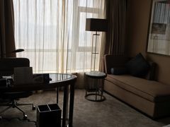 -中山利和希尔顿酒店