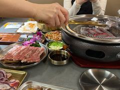 -围炉肉舍•炭烤活鳗•丹东海鲜烤肉(步行街店)