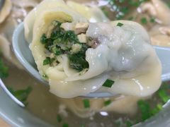 香菜鲜肉馄饨-顶巧鸡汤馄饨(虹口总店)