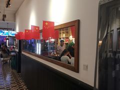 -拖板鞋咖啡旅行酒店(春熙路地铁站店)
