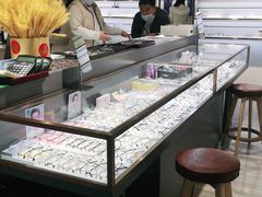 -宏宇眼镜蔡司依视路折扣店(兆佳眼镜城店)