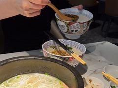 -妈妈故事米线(市府恒隆店)