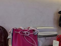-六六奢品·vintage中古·回收二手奢侈品包包手表首饰(环球港店)