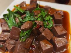 大蒜炒羊血-庄行曹记羊肉(泗泾店)