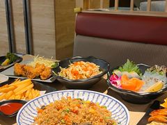 -万岁料理回转寿司(华贸店)