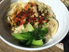油泼面-华天新川面馆(闹市口店)