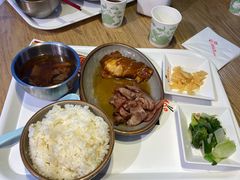 烧鸭拼叉烧-哇蛙牛功夫面渝都料理(龙阳广场店)