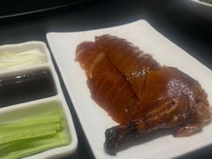 -艳阳天民俗村(公园路店)