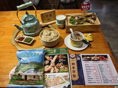 -一群羊手扒肉·火锅·早茶(远东公寓店)