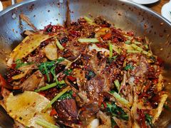 爆辣干锅鸭头-安诚居干锅鸭头(八角店)