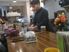 -留白咖啡(人民巷八号大院店)