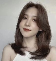 -东方美妍小鹏造型