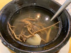 草根汤-莲花公园煎蟹(总店)