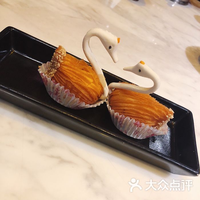 陶陶居酒家鲜果榴莲天鹅酥图片-北京粤菜馆-大众点评网