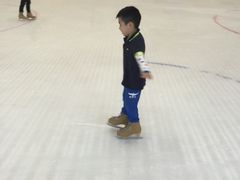 -冰纷万象滑冰场(深圳万象城店)