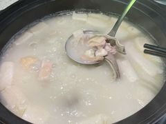 竹笙王猪肚鸡-顺德公广东猪肚鸡·煲仔饭(白石洲店)