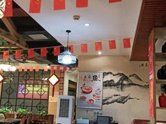 大堂-醉美东江·三文鱼·烧鸡公