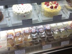 -红宝石·鲜奶小方·海派西点房(南翔店)