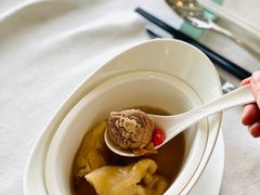 花胶炖响螺汤-世博源公馆·本帮融合菜·主题包厢·江景餐厅