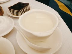 蛋白杏仁茶-美心皇宫(沙田大会堂店)