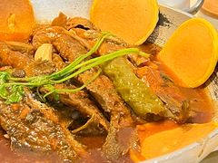 铁锅昂刺鱼贴玉米饼-关东小磨东北菜(上海长风大悦城店)