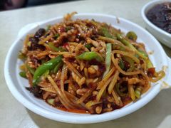 鱼香肉丝-满口香饭店