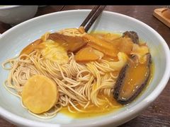 -裕兴记•蟹黄面馆(人民广场店)