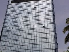 -长富金茂大厦