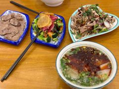 -穆芳阁兰州纯汤牛肉面(西安总店)