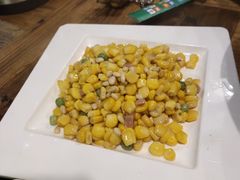 -朋友圈概念餐厅(象山万达广场店)