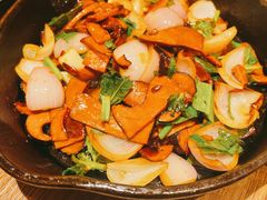 包烧野生牛肝菌-云海肴·汽锅鸡·云南菜(广安门天虹店)