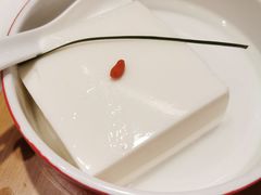 招牌手磨杏仁豆腐-京华烟云·北京烤鸭(领展购物广场·中关村店)