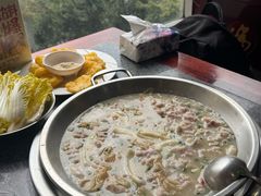 -老来福·非遗酸汤兔(凯旋路店)