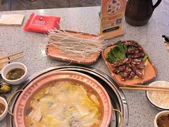 -阿婆情腊排骨火锅(金虹路店)