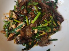 -老鼎万春卤菜(五代传承创始老店)