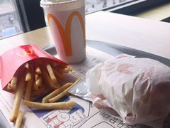 -麦当劳(百荣世贸商城店)