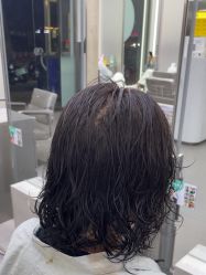 -首脑美发沙龙