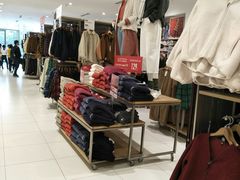 -优衣库(红谷滩万达店)