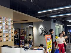 -超鹿运动(五四路恒力城店)