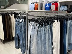 -H&M(鹏欣水游城店)