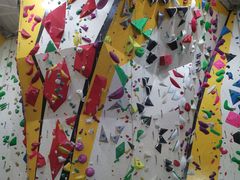 -问山MountQuest攀岩馆