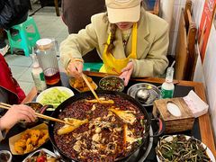 -鸿顺老铁锅美蛙鱼府(解放碑店)