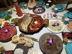 -墨居上隐·院子里火锅(峨眉店)