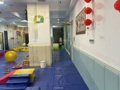 -澳洲袋鼠早教(金辉环球广场店)