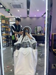 -藤野造型烫染·漂发