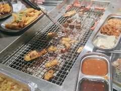 -马路牙子烧烤音乐酒馆(望京店)