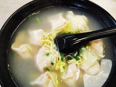 虾肉小馄饨-王家沙点心店(西康路店)