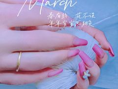 -群丽化妆摄影美甲纹绣培训学校