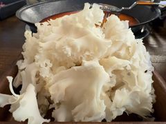 -花菇朵·云山雀 ll 野生菌锅·野果酸汤·精品滇菜(万柳店)